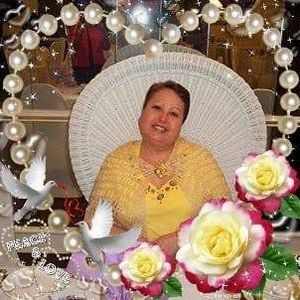 Meet your Posher, Naomi